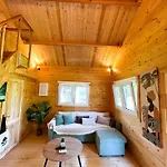 Elleria's House Daire