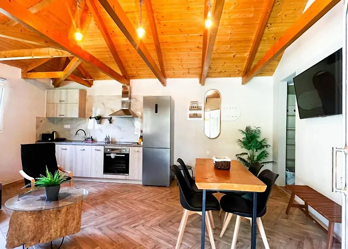 Apartmán Elleria's House Frínion